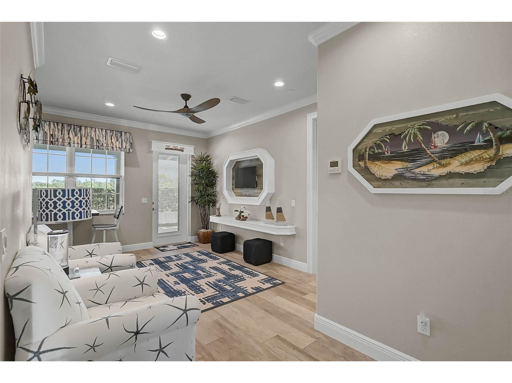 205 E Venice Avenue Venice FL 34285 - INTRACOASTAL WATERWAY N6141398 image4