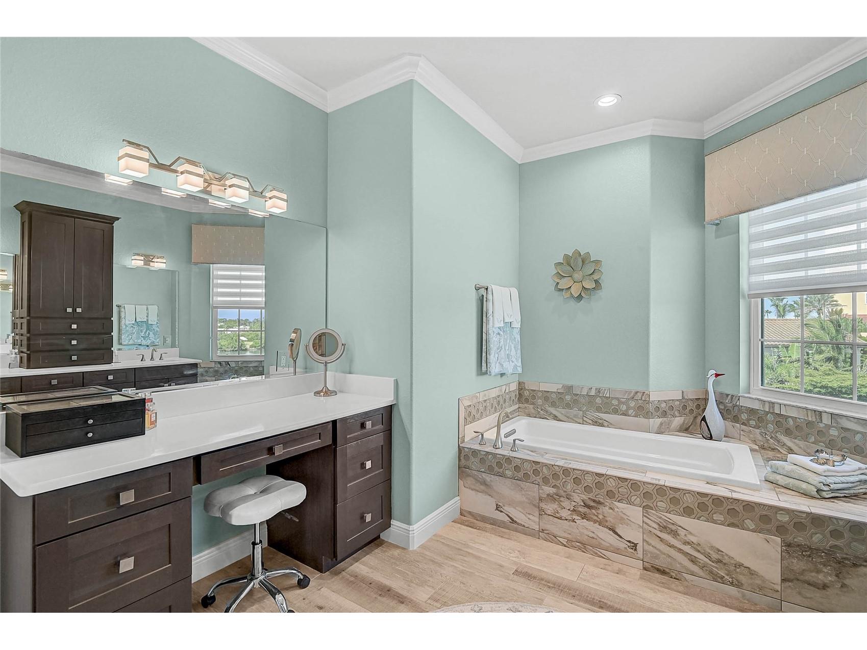 205 E Venice Avenue Venice FL 34285 - INTRACOASTAL WATERWAY N6141398 image41