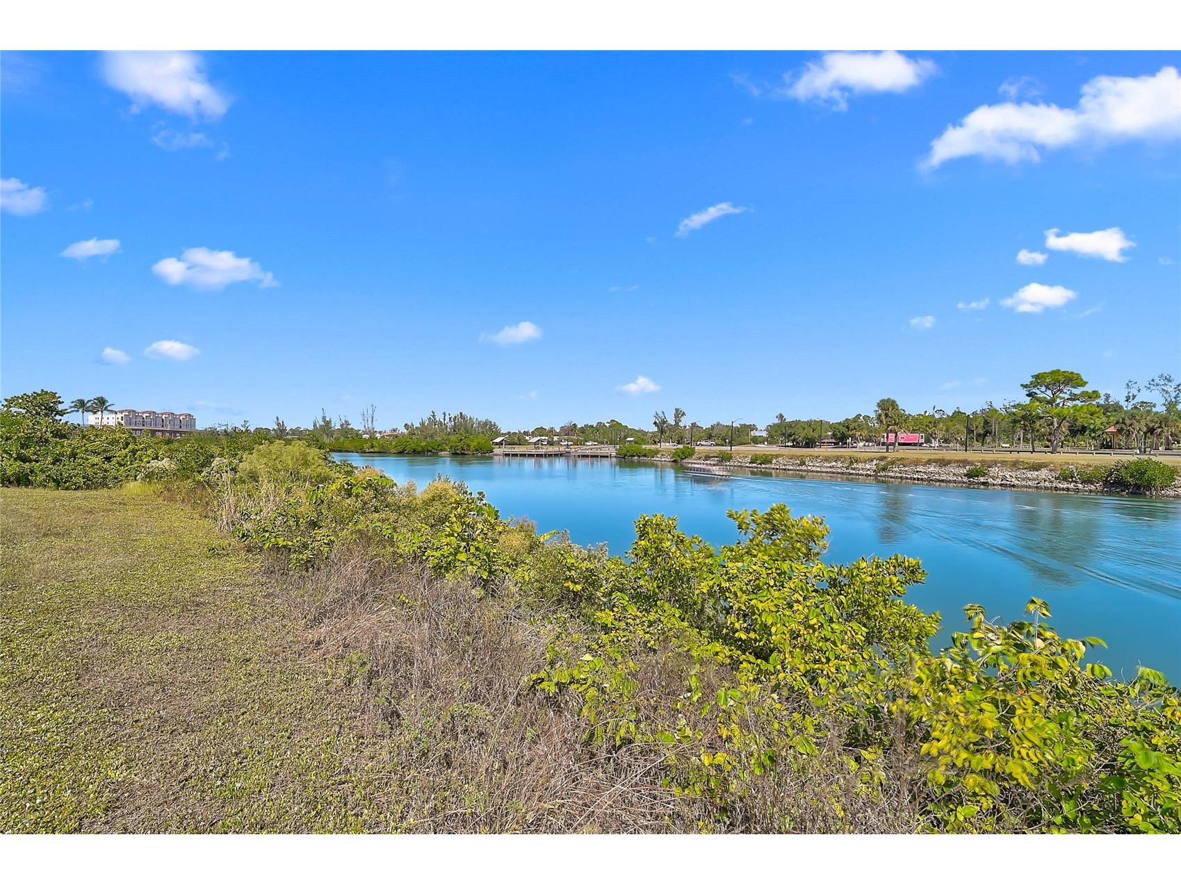 205 E Venice Avenue Venice FL 34285 - INTRACOASTAL WATERWAY N6141398 image68