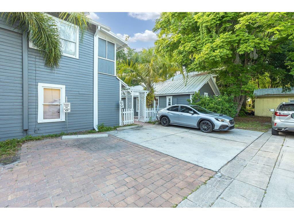 205 E Voorhis Avenue Deland FL 32724 V4948250 image15