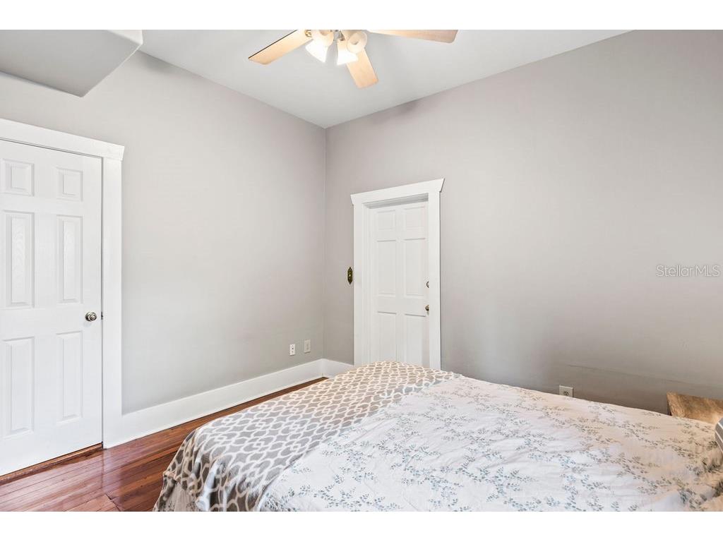 205 E Voorhis Avenue Deland FL 32724 V4948250 image32