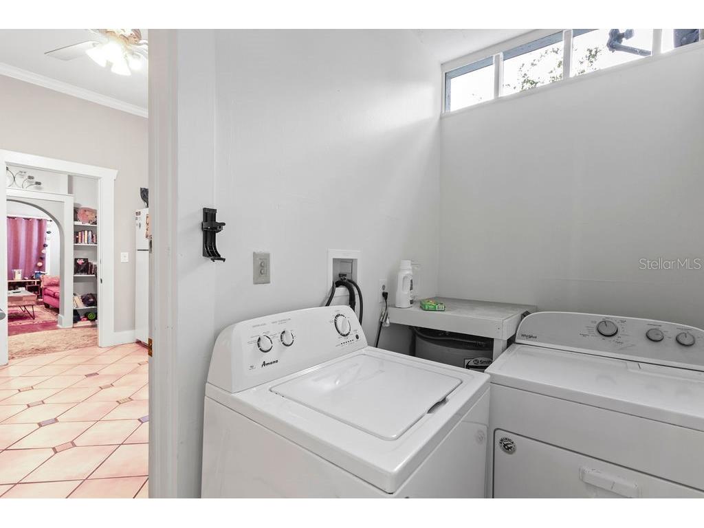 205 E Voorhis Avenue Deland FL 32724 V4948250 image38