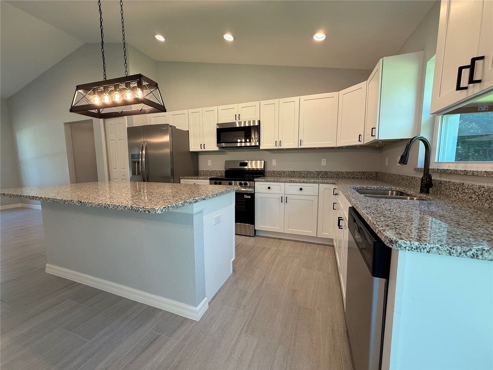 205 Emerald Road Ocala FL 34472 OM717853 image2