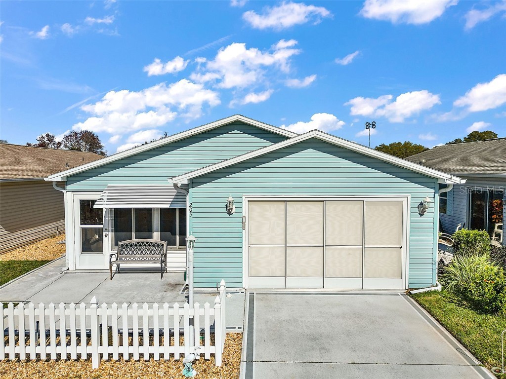 205 Estrada Place The Villages FL 32159 G5079034 image1