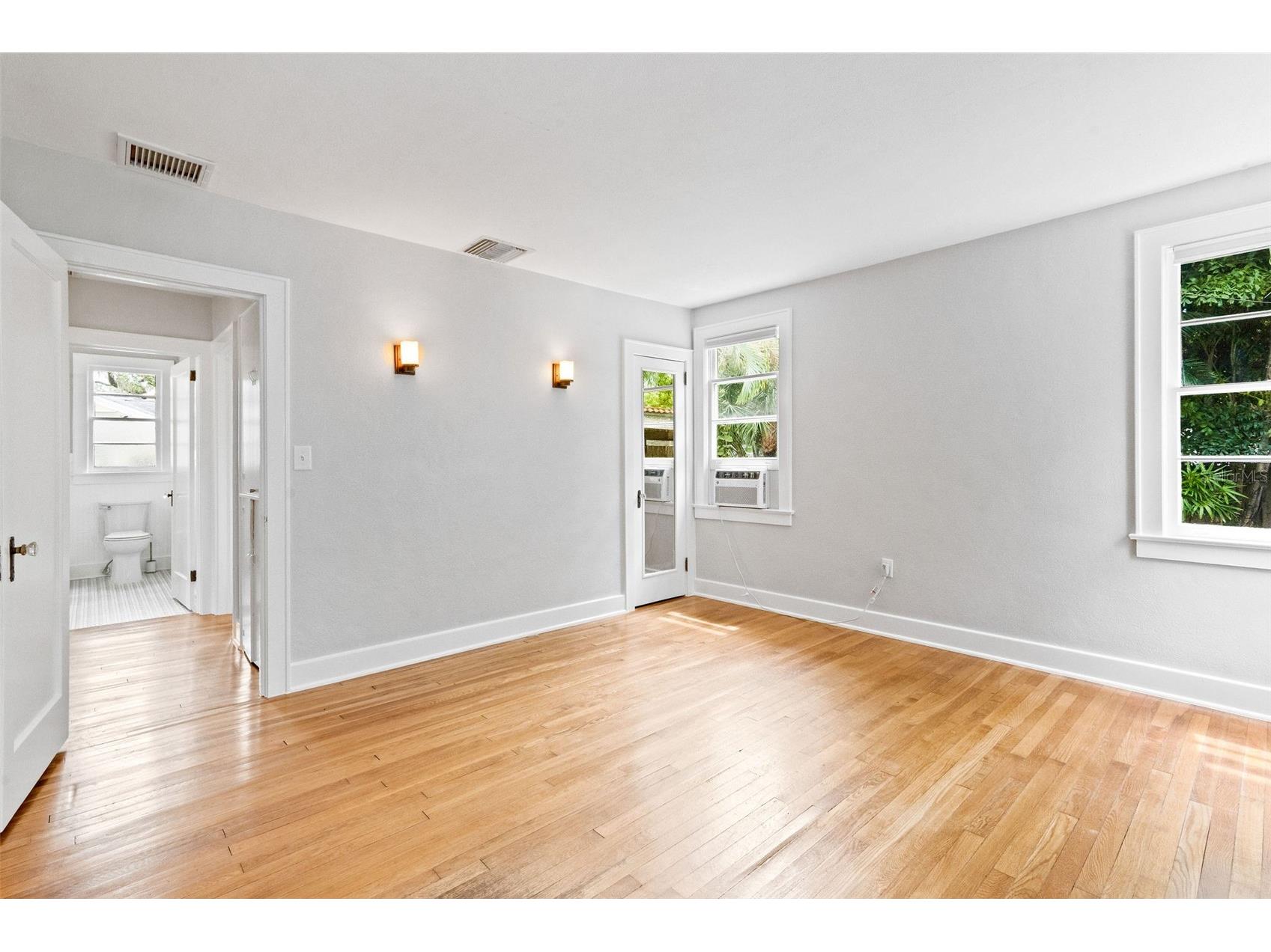 205 Garden Circle N Dunedin FL 34698 TB8487140 image15