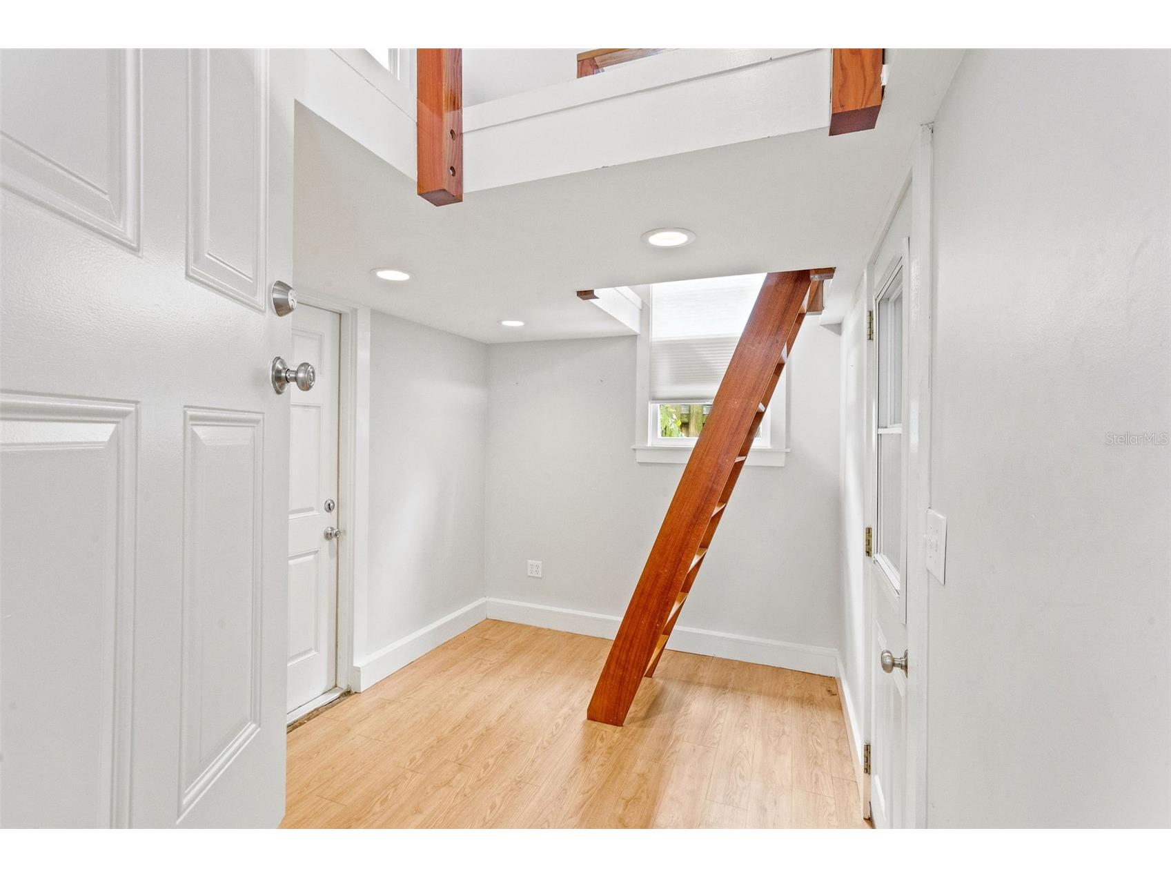 205 Garden Circle N Dunedin FL 34698 TB8487140 image21