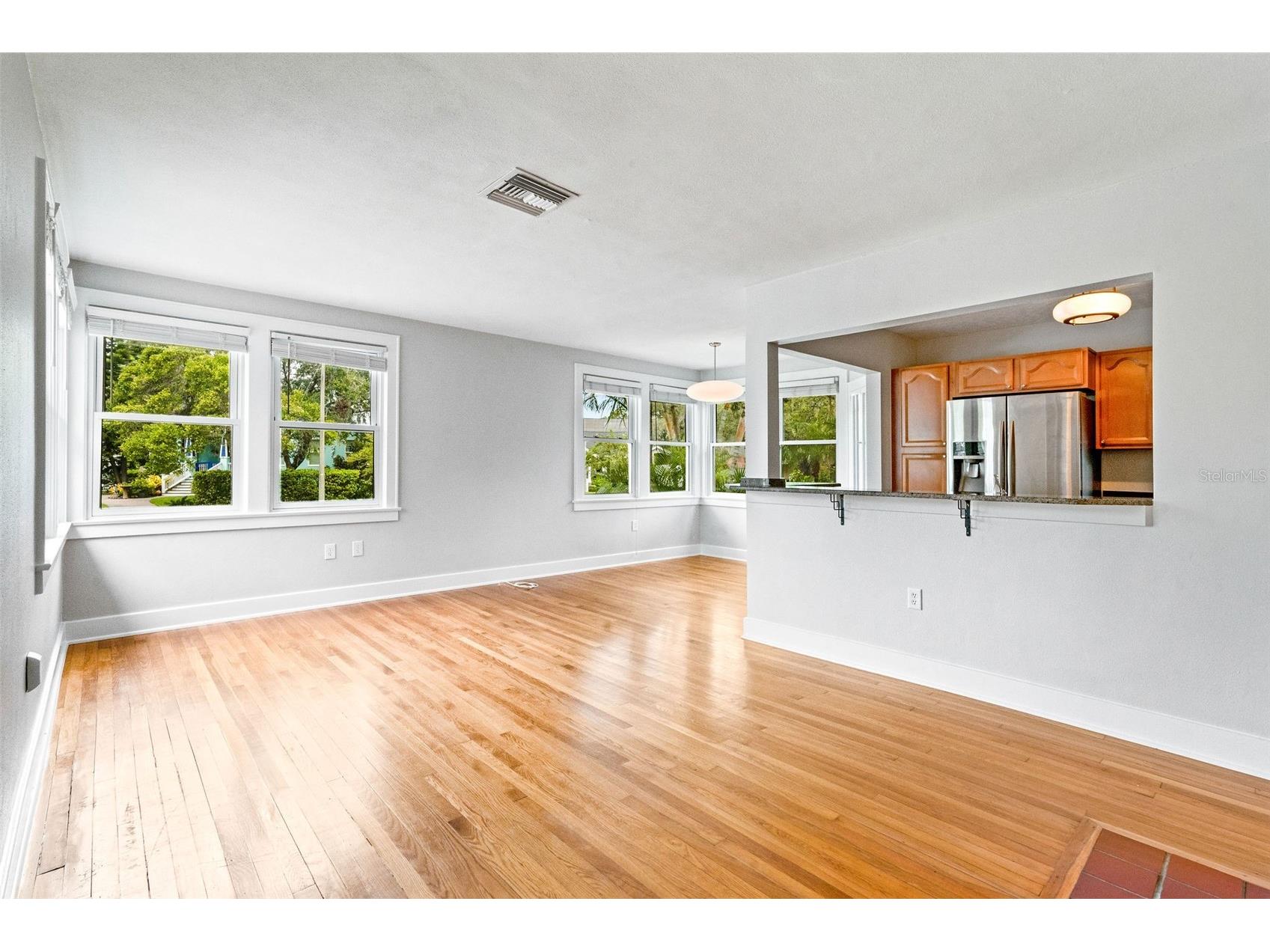 205 Garden Circle N Dunedin FL 34698 TB8487140 image4