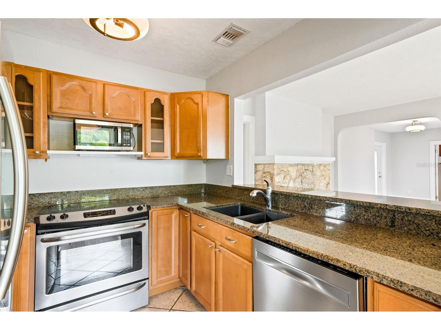 205 Garden Circle N Dunedin FL 34698 TB8487140 image9