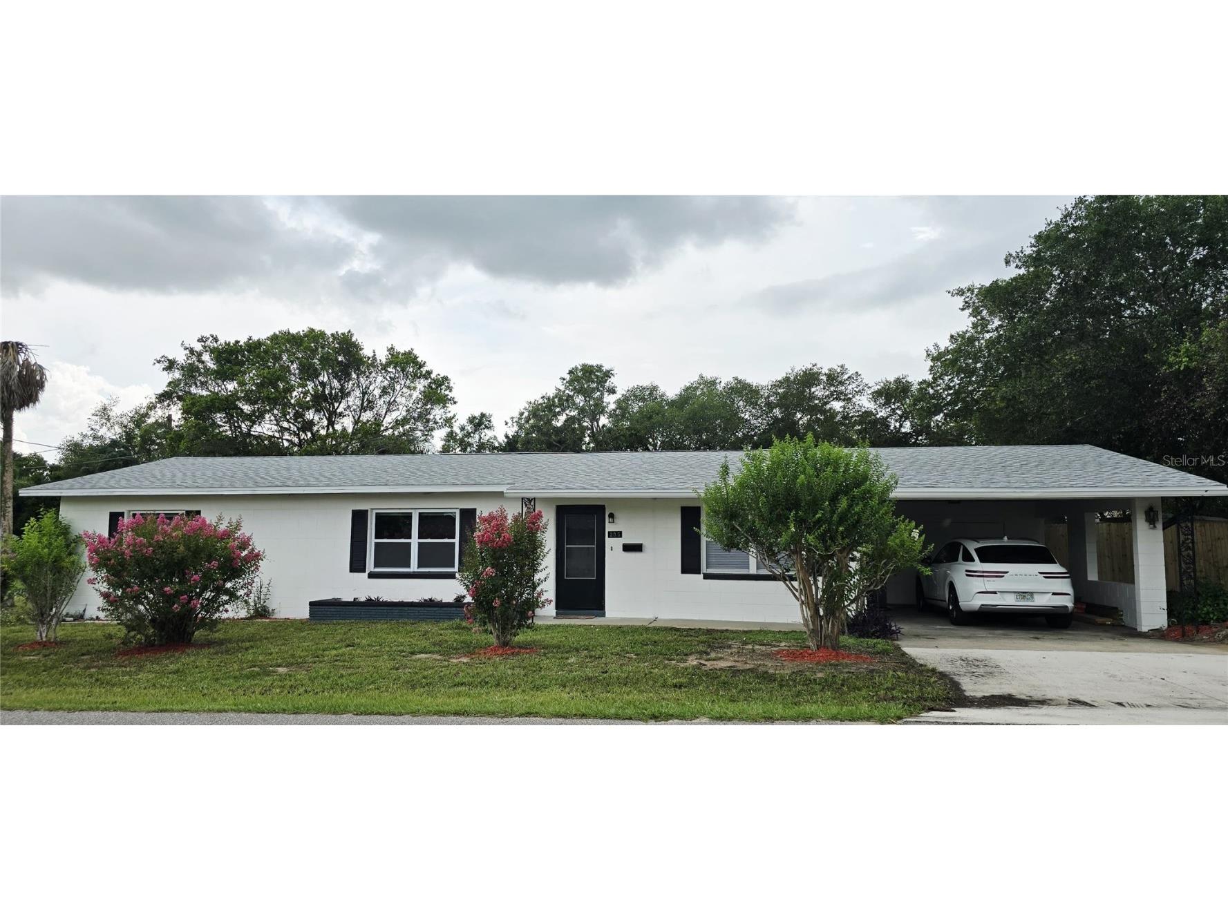 205 Gary Street Tavares FL 32778 O6324391 image1