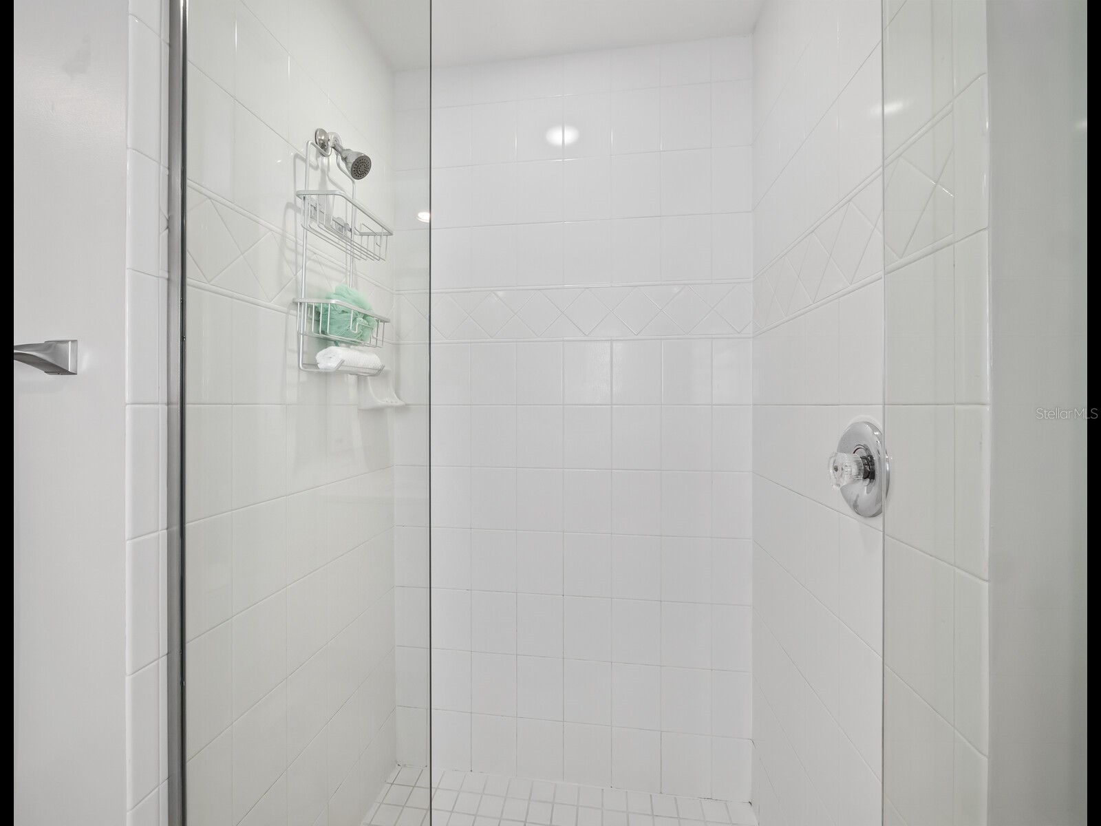 205 Golden Gate Point #401 Sarasota FL 34236 A4683357 image28