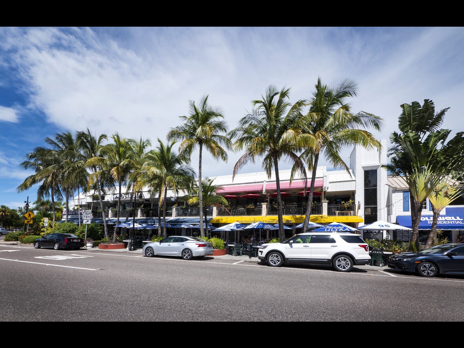 205 Golden Gate Point #401 Sarasota FL 34236 A4683357 image46