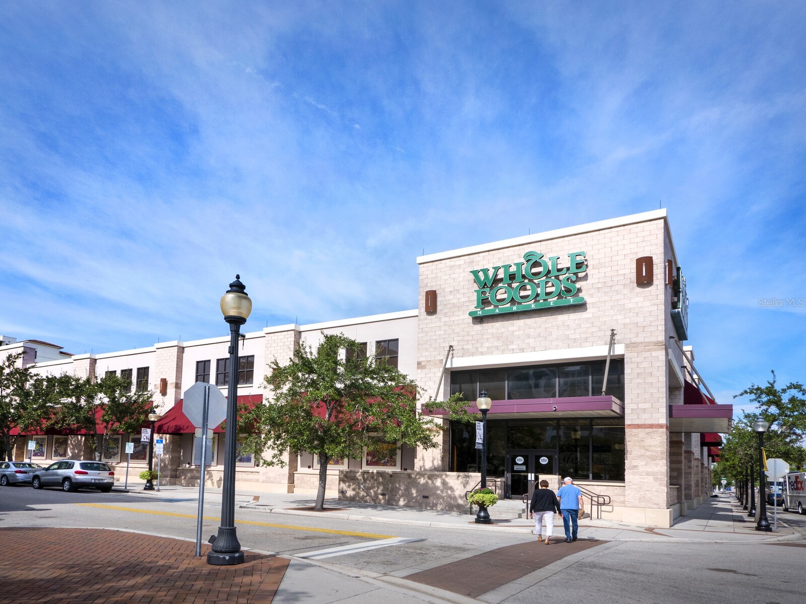 205 Golden Gate Point #401 Sarasota FL 34236 A4683357 image56