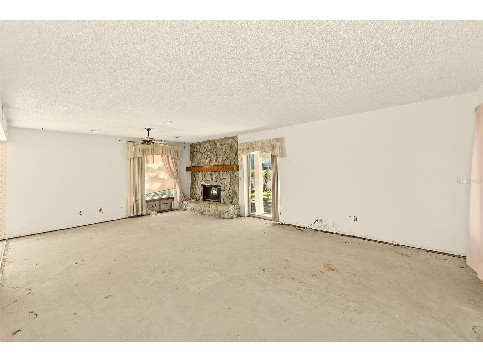 205 Gulf Boulevard Belleair Beach FL 33786 TB8487788 image5