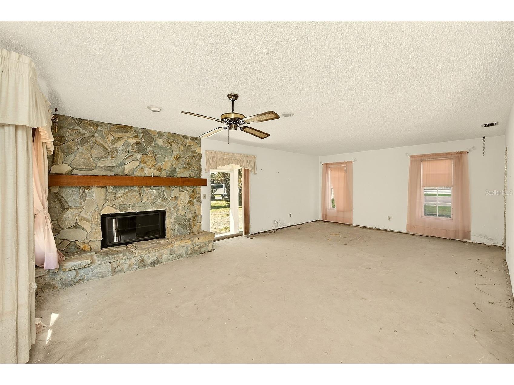 205 Gulf Boulevard Belleair Beach FL 33786 TB8487788 image8