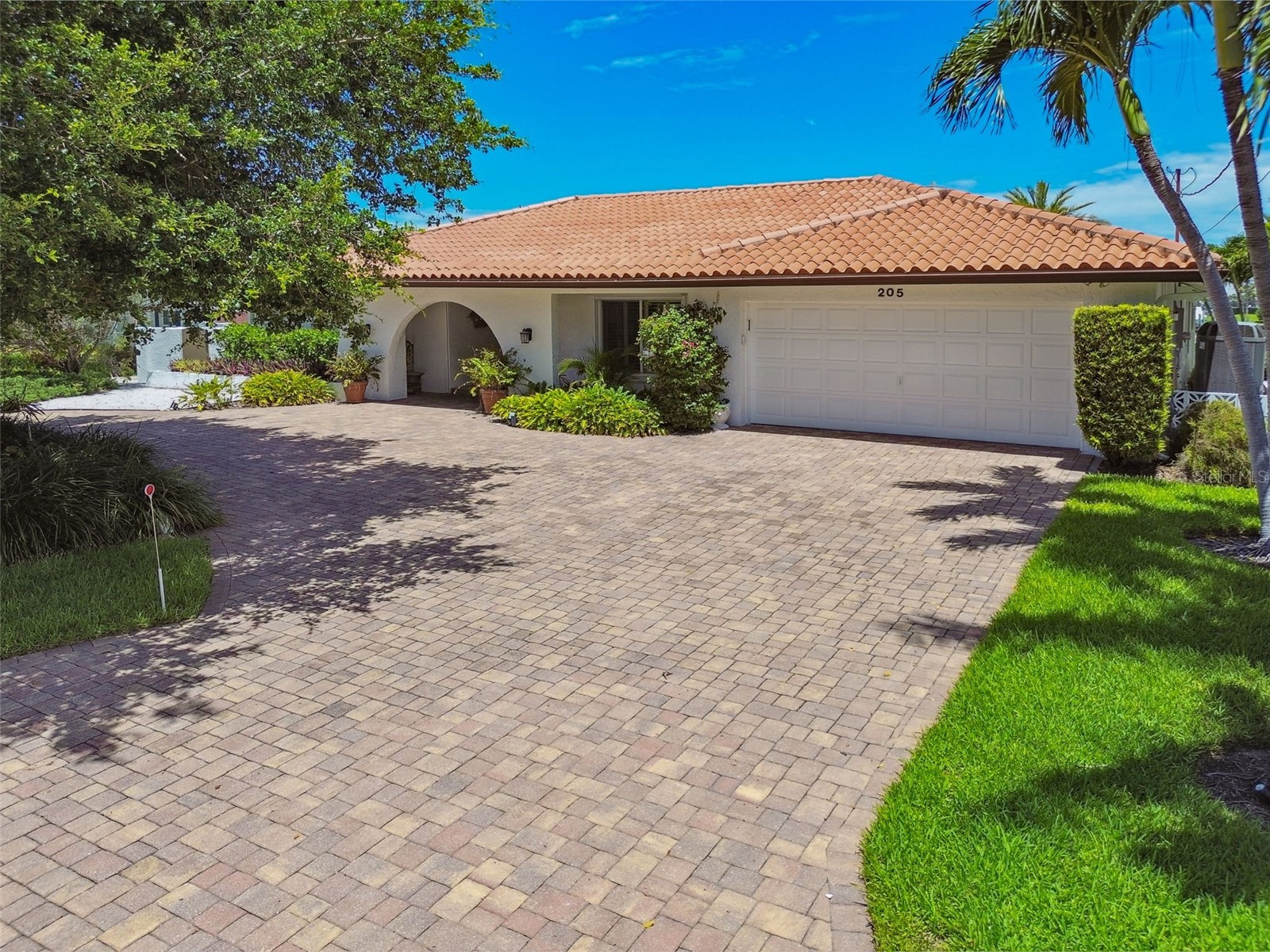 205 Harrison Avenue Belleair Beach FL 33786 TB8509451 image2