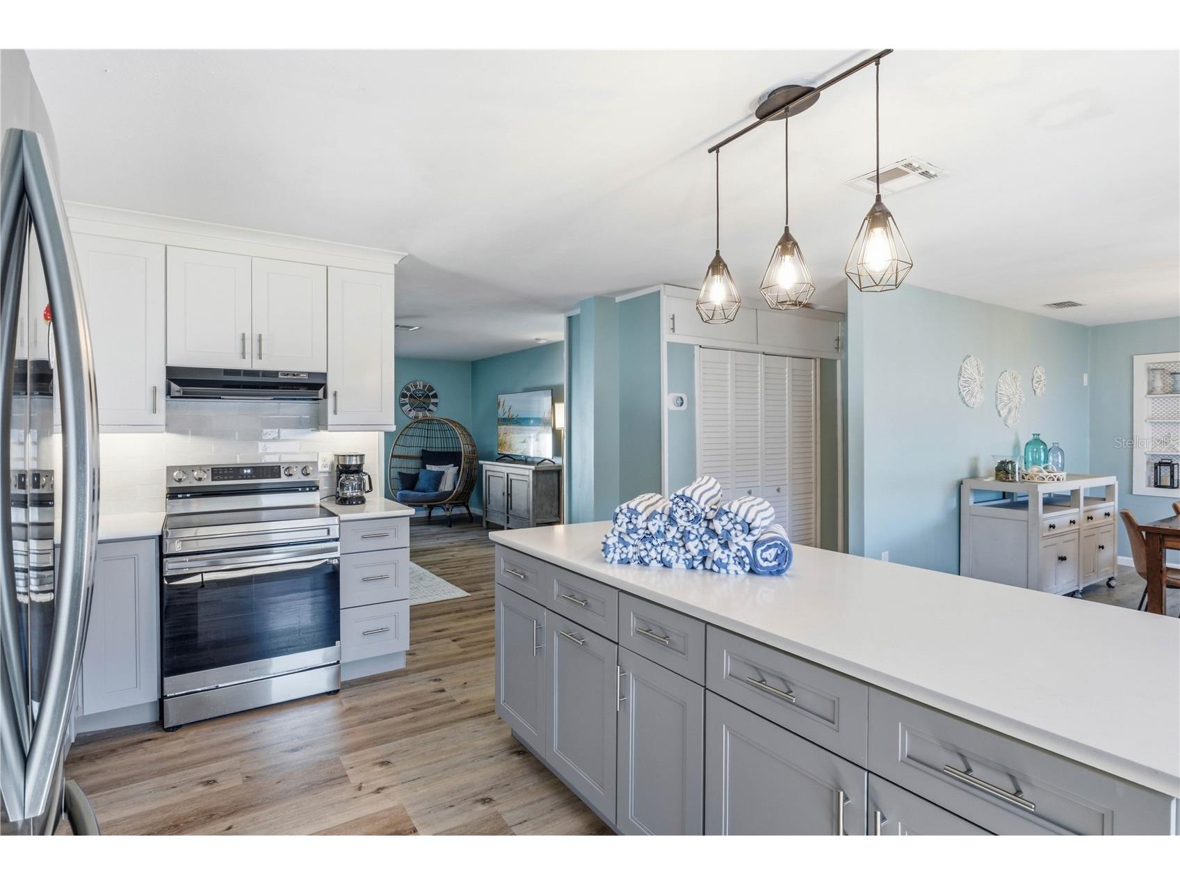 205 Haverkos Court Holmes Beach FL 34217 A4683517 image10