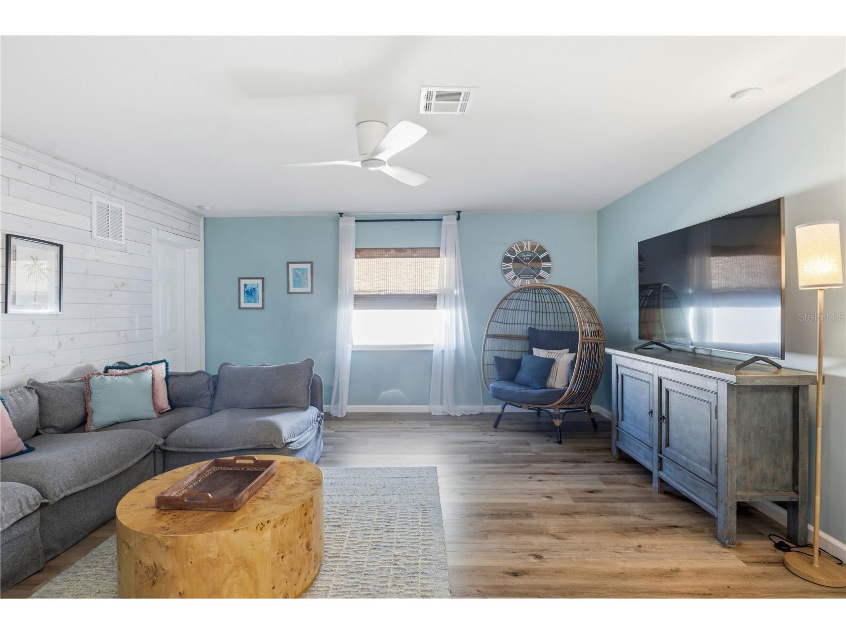 205 Haverkos Court Holmes Beach FL 34217 A4683517 image16