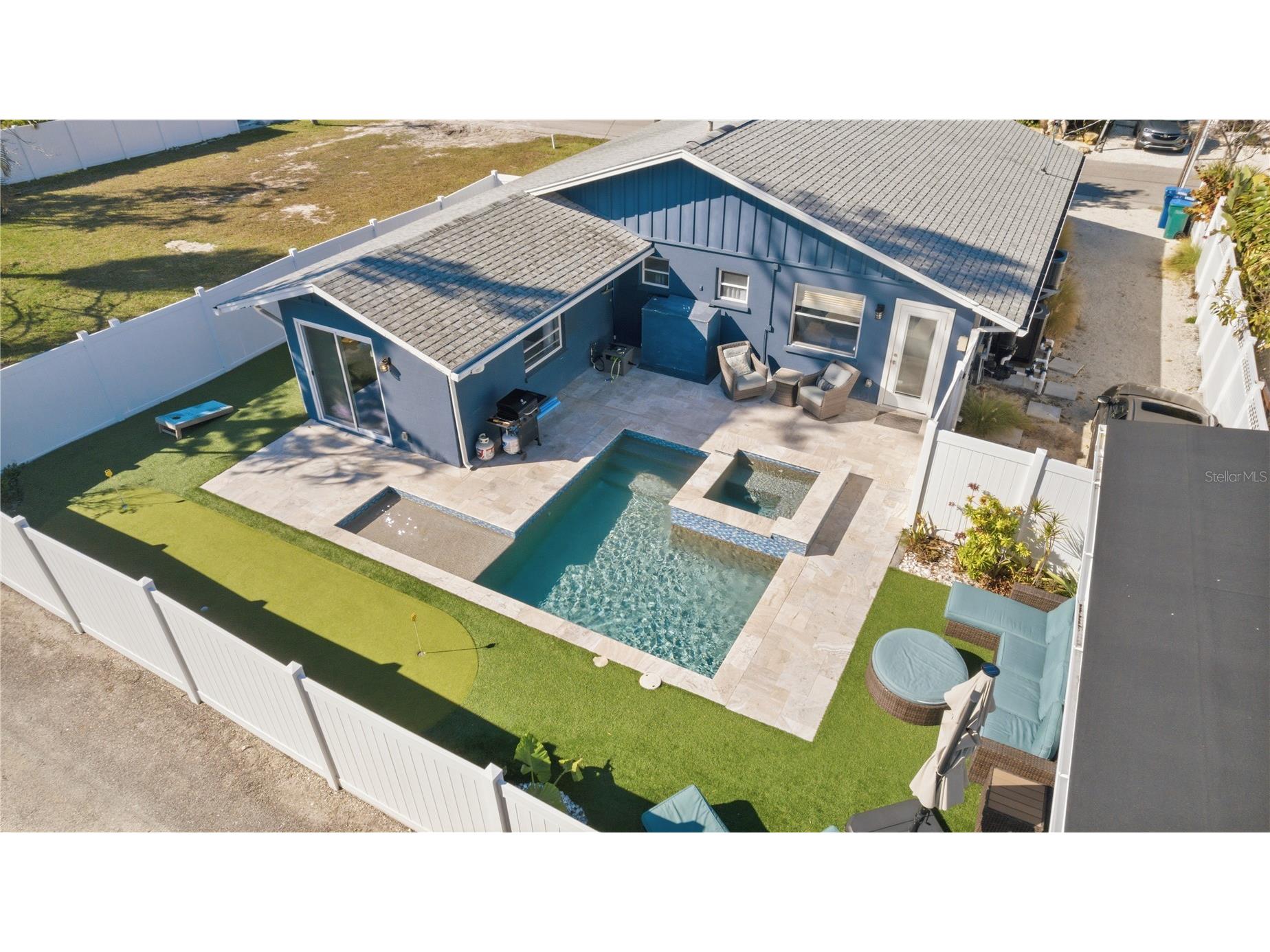 205 Haverkos Court Holmes Beach FL 34217 A4683517 image2