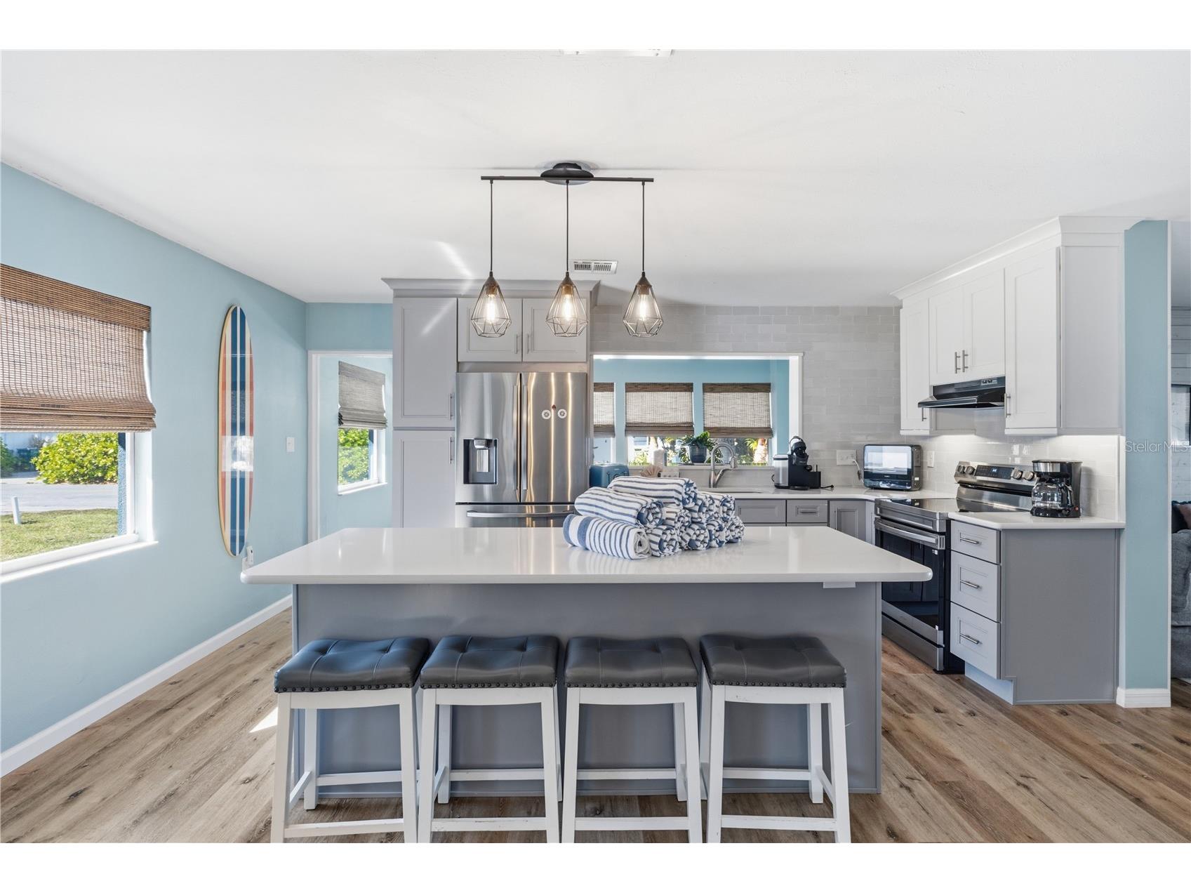 205 Haverkos Court Holmes Beach FL 34217 A4683517 image7