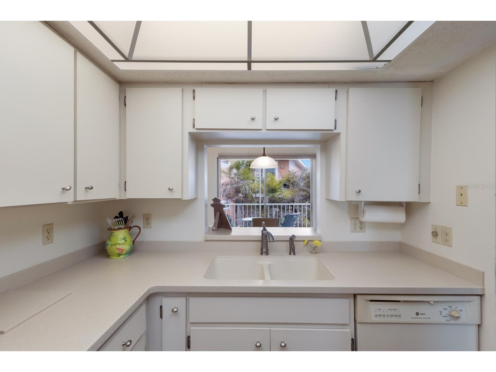 205 Highland Avenue #2 Bradenton Beach FL 34217 A4689457 image15