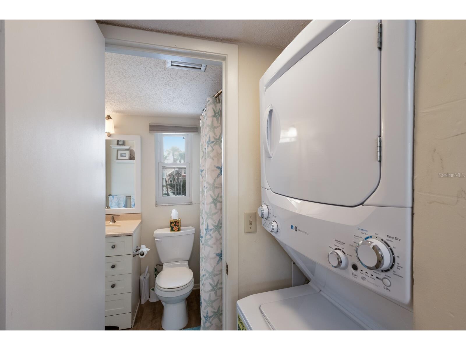 205 Highland Avenue #2 Bradenton Beach FL 34217 A4689457 image16