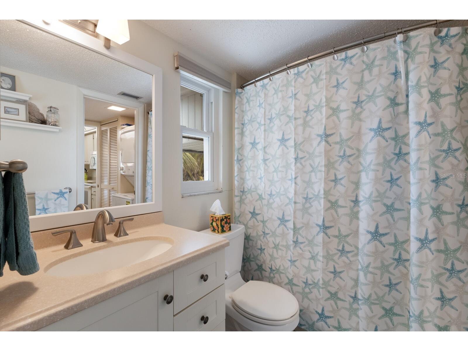 205 Highland Avenue #2 Bradenton Beach FL 34217 A4689457 image20