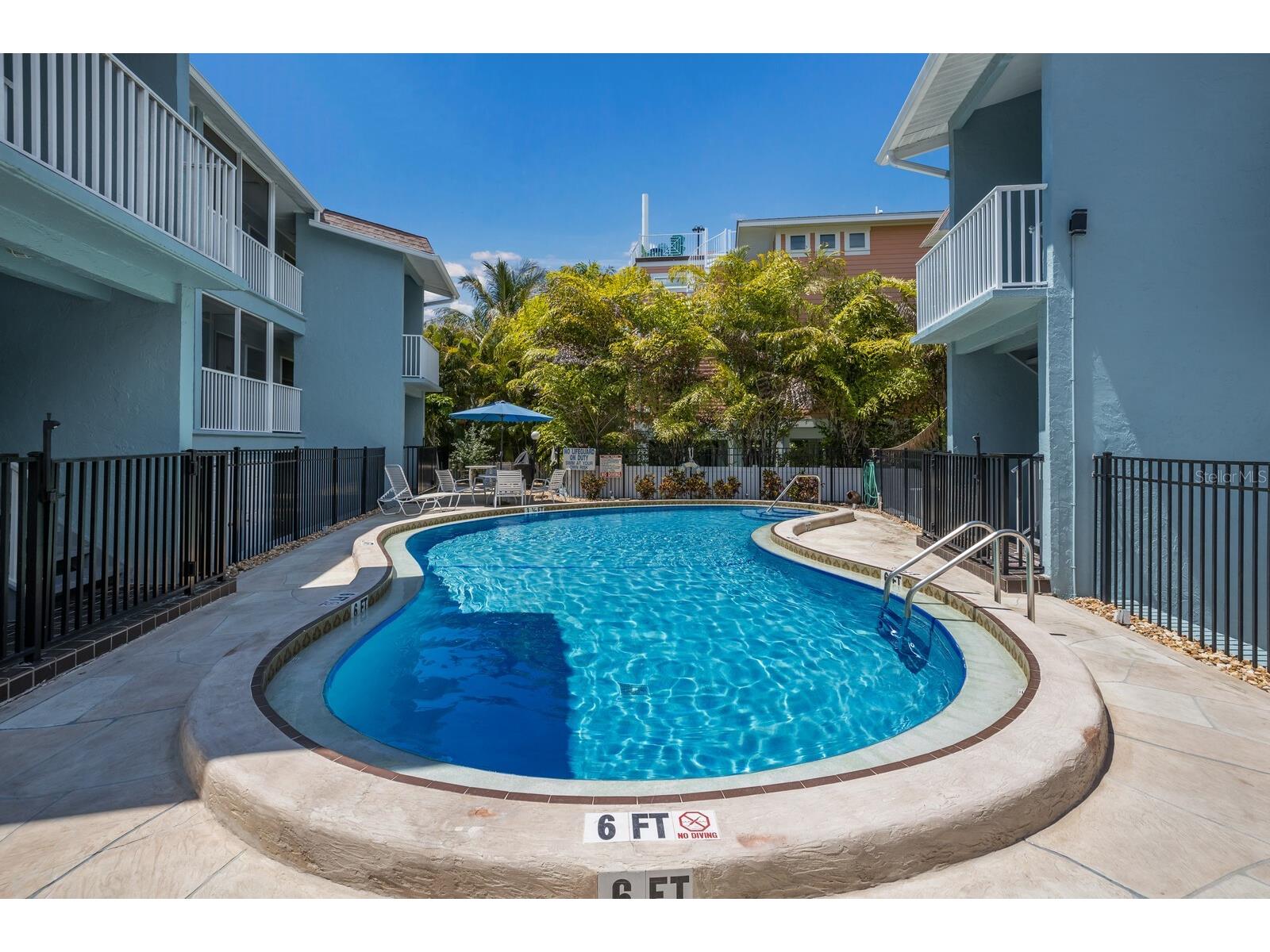 205 Highland Avenue #2 Bradenton Beach FL 34217 A4689457 image22