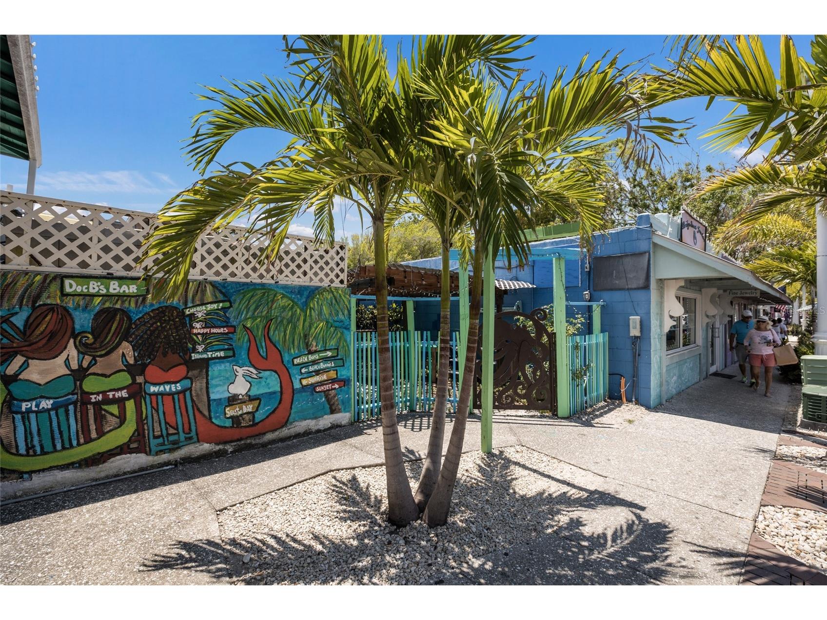 205 Highland Avenue #2 Bradenton Beach FL 34217 A4689457 image34