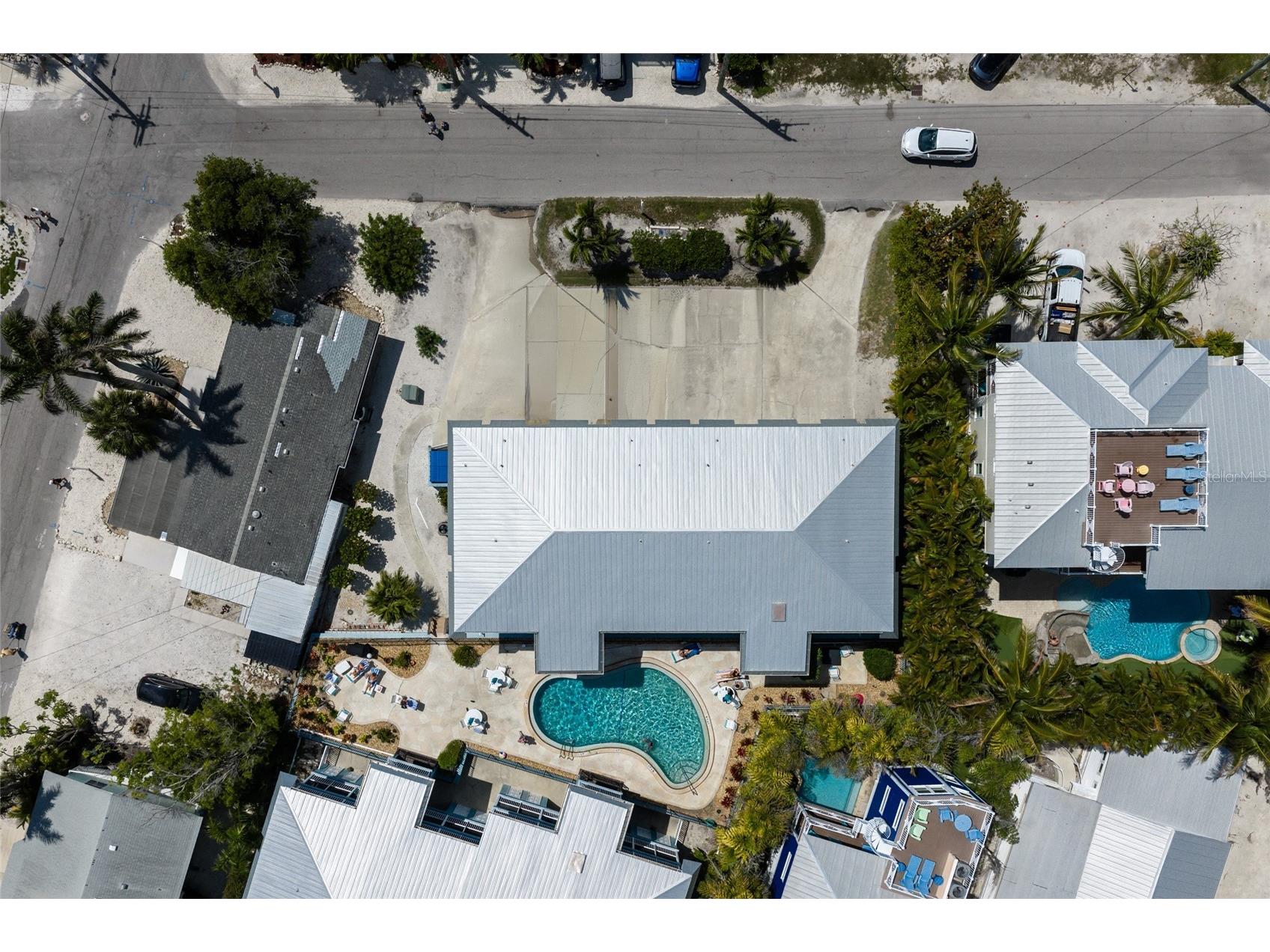 205 Highland Avenue #2 Bradenton Beach FL 34217 A4689457 image4