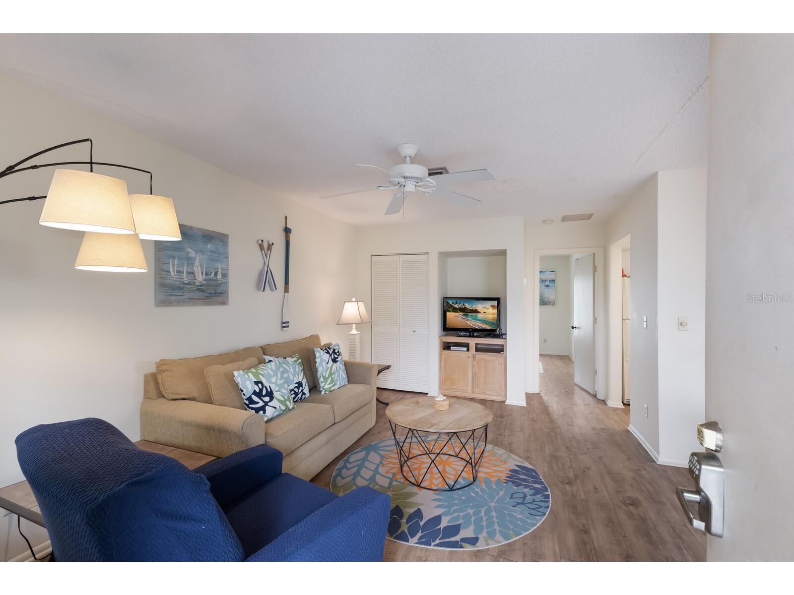 205 Highland Avenue #2 Bradenton Beach FL 34217 A4689457 image7