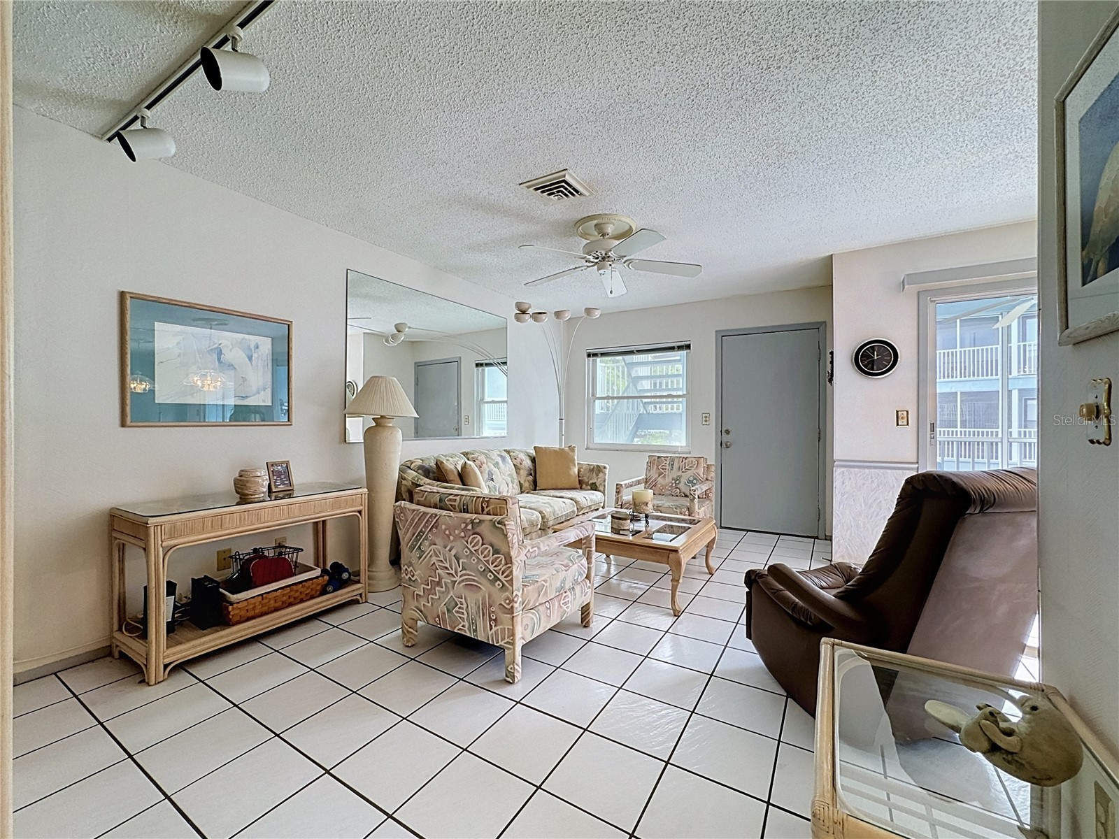 205 Highland Avenue #3 Bradenton Beach FL 34217 A4696641 image10