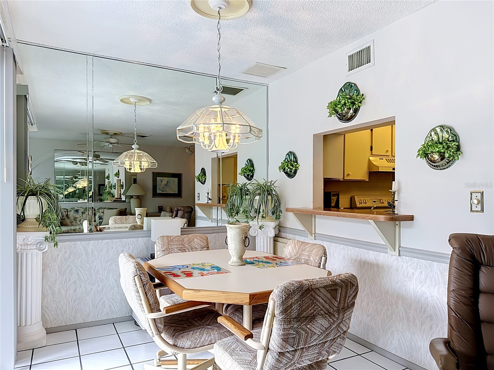 205 Highland Avenue #3 Bradenton Beach FL 34217 A4696641 image13