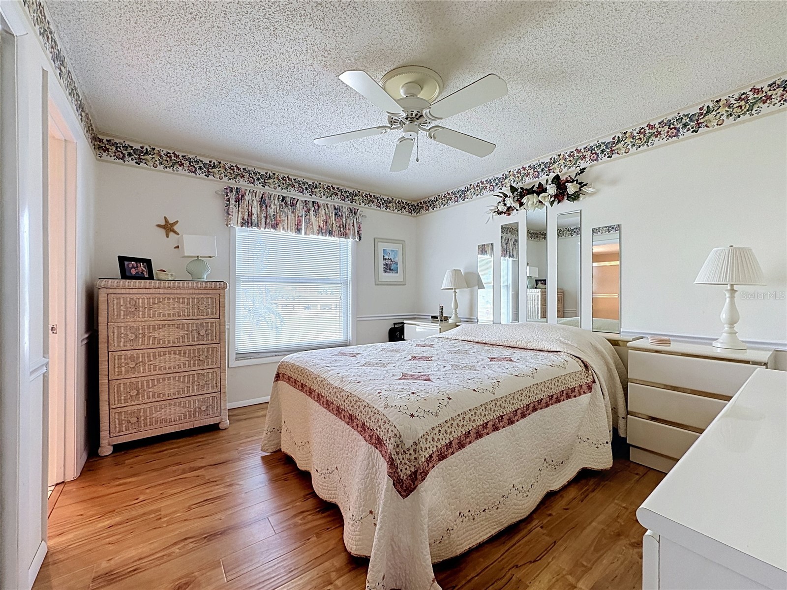 205 Highland Avenue #3 Bradenton Beach FL 34217 A4696641 image19