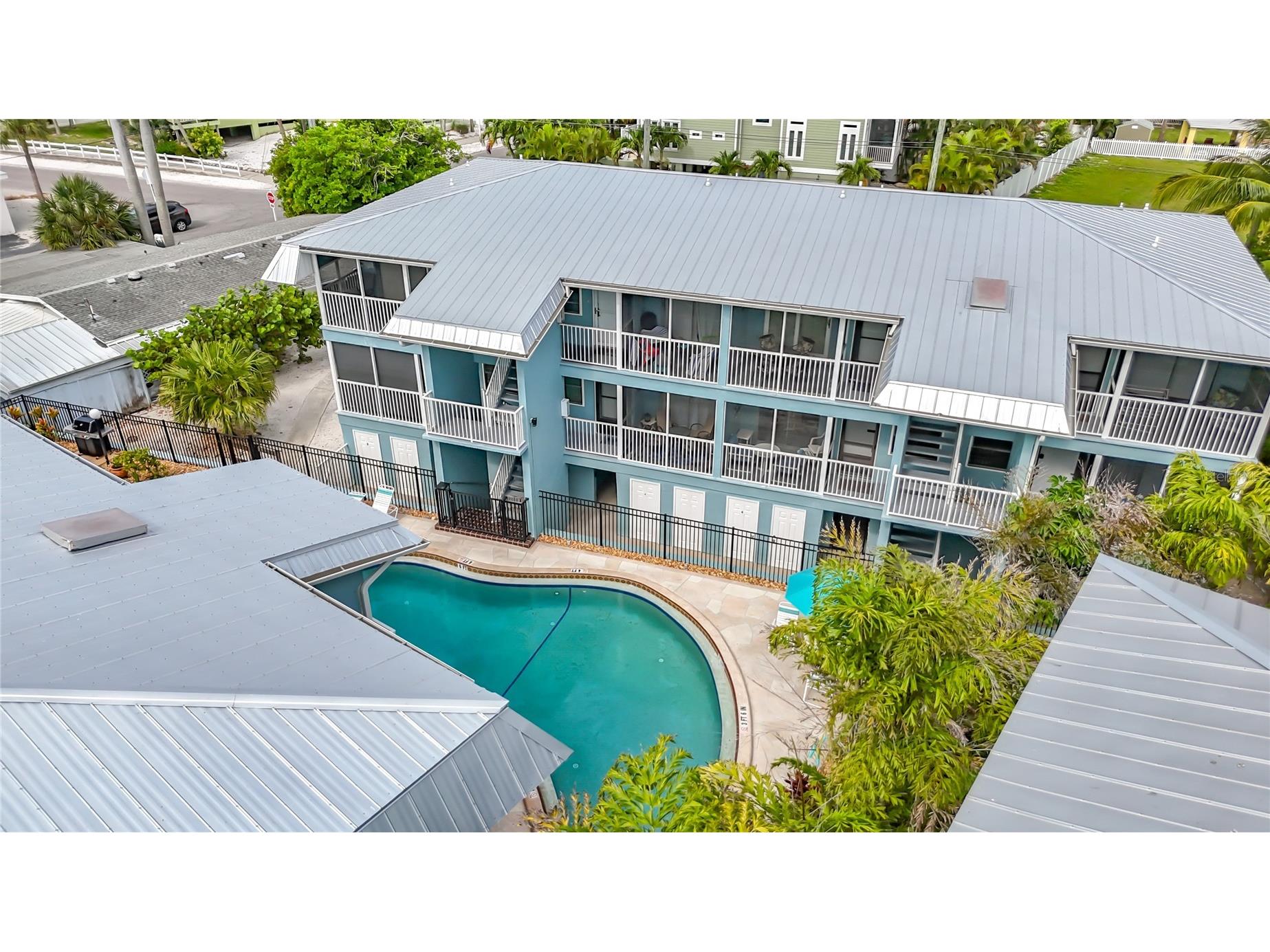 205 Highland Avenue #3 Bradenton Beach FL 34217 A4696641 image29