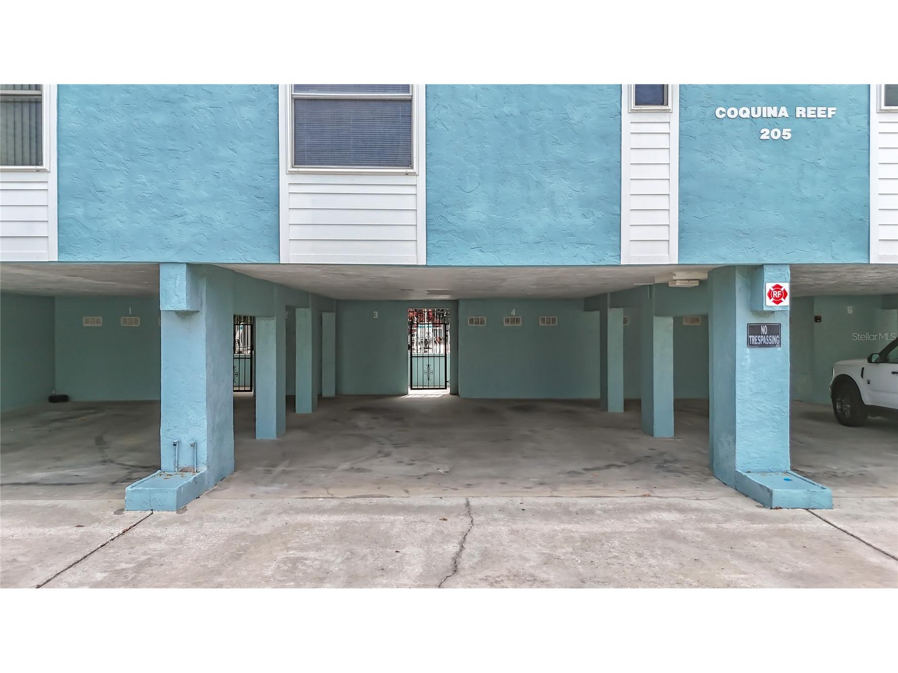 205 Highland Avenue #3 Bradenton Beach FL 34217 A4696641 image3