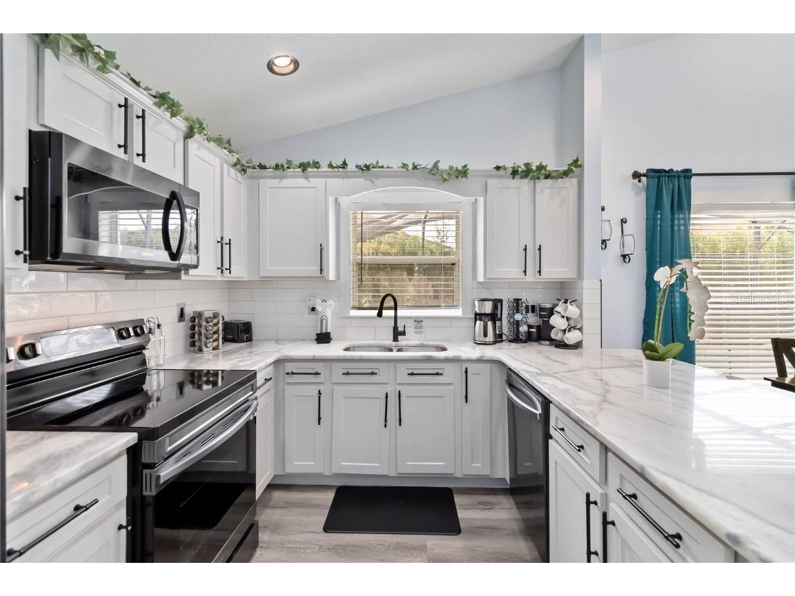 205 Hummingbird Pass Davenport FL 33896 O6352030 image16