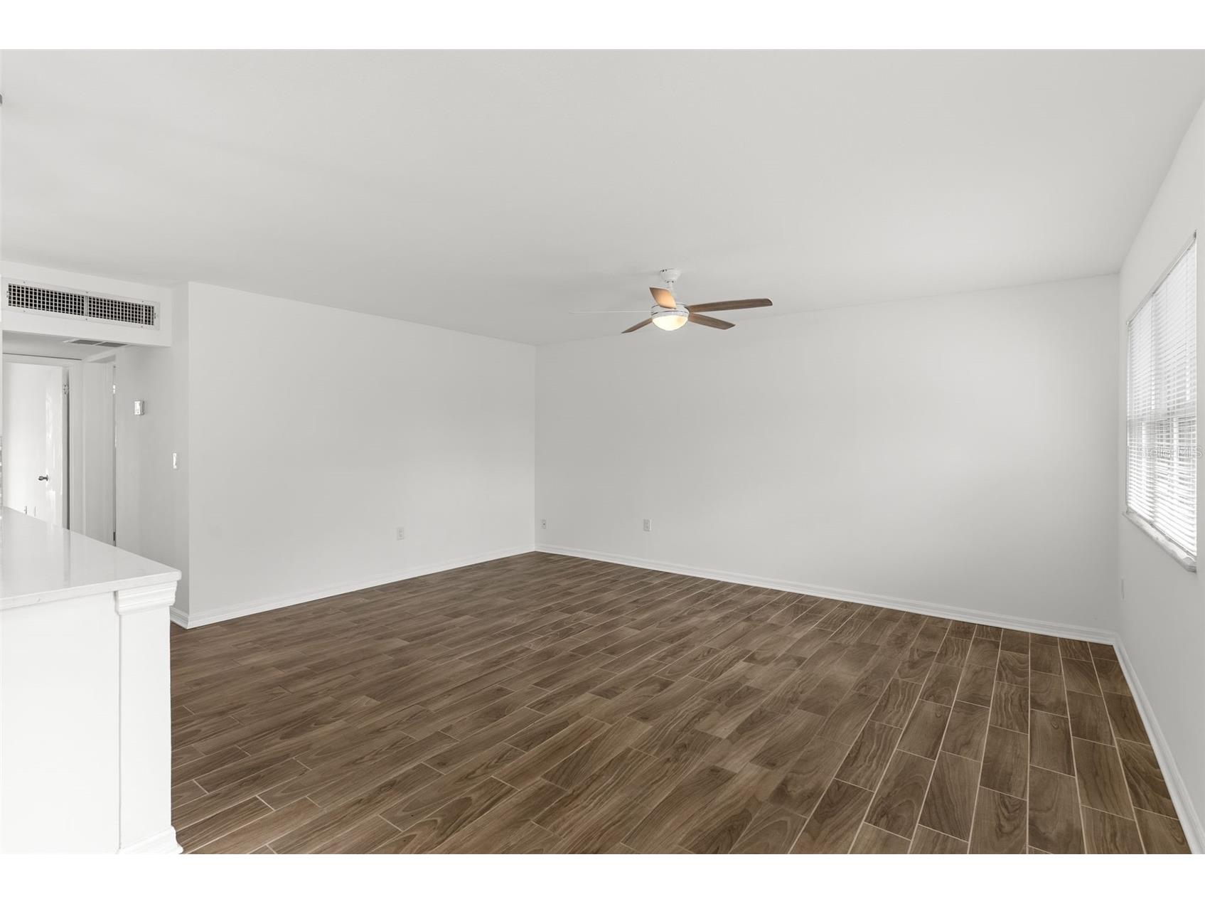 205 Kings Boulevard #52 Sun City Center FL 33573 TB8478640 image4