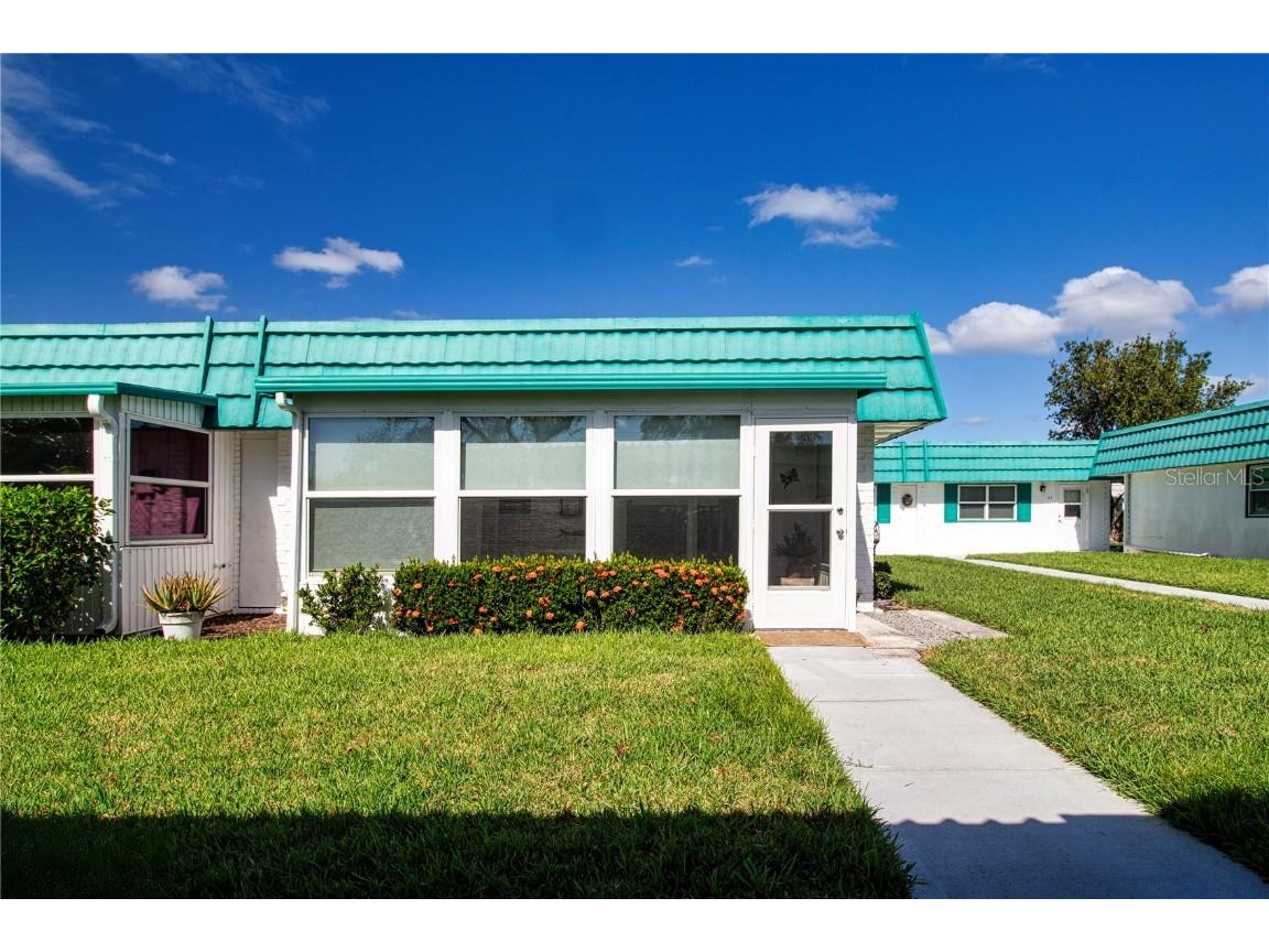 205 Kings Boulevard #57 Sun City Center FL 33573 TB8361931 image1