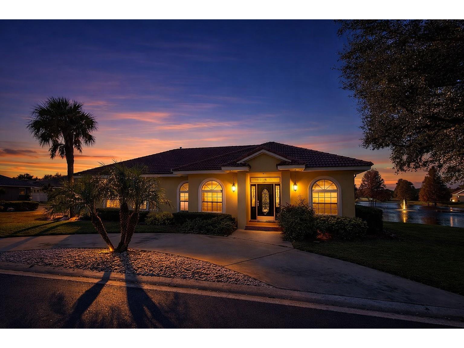 205 Lake Region Boulevard S Winter Haven FL 33881 P4937468 image1