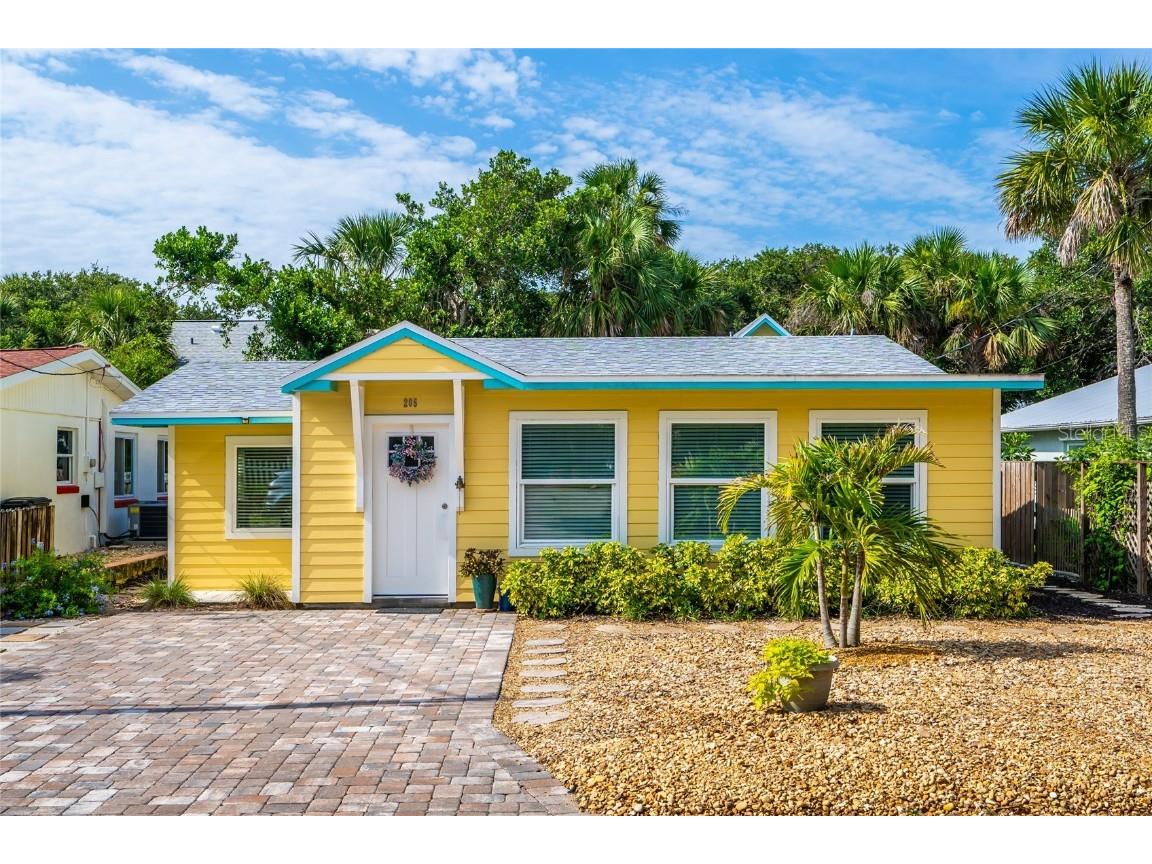 205 Lincoln Avenue New Smyrna Beach FL 32169 O6103813 image1