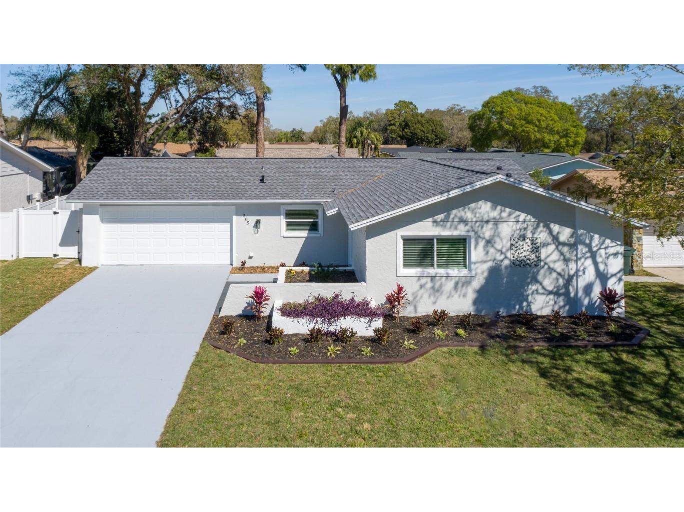 205 Lotus Drive Safety Harbor FL 34695 U8226003 image1