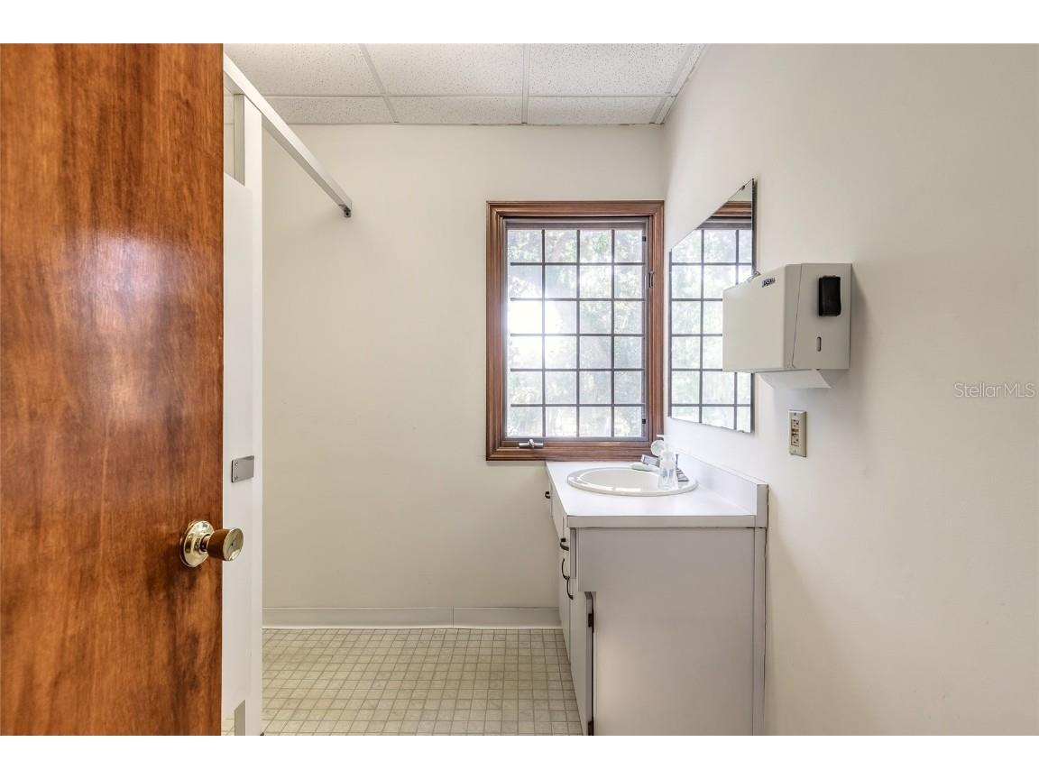 205 Magnolia Street New Smyrna Beach FL 32168 NS1085468 image49