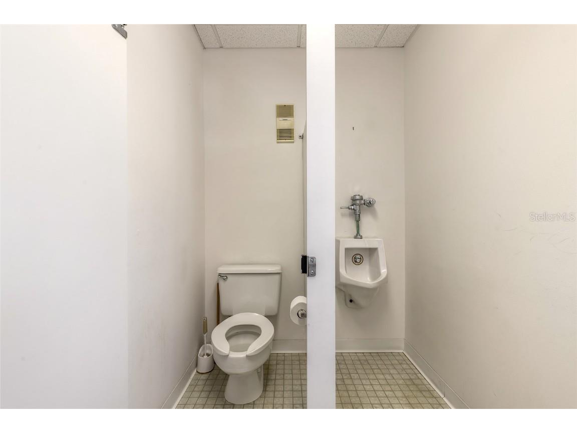 205 Magnolia Street New Smyrna Beach FL 32168 NS1085468 image50