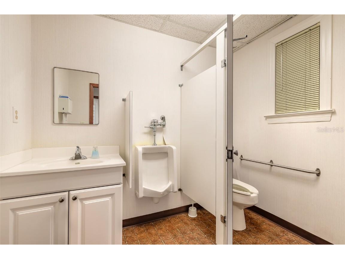 205 Magnolia Street New Smyrna Beach FL 32168 NS1085468 image53