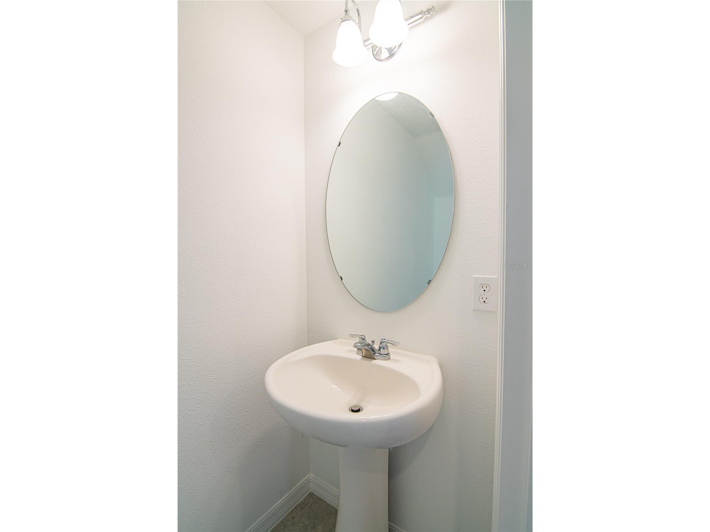 205 Mandovi Street Davenport FL 33837 O6405231 image4