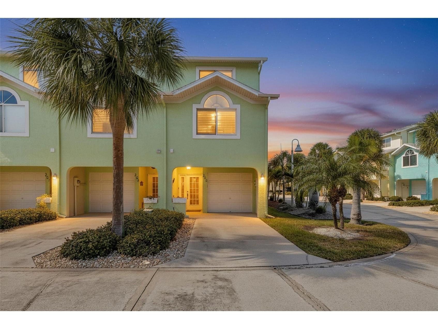 205 Marcdale Boulevard Indian Rocks Beach FL 33785 TB8449185 image1