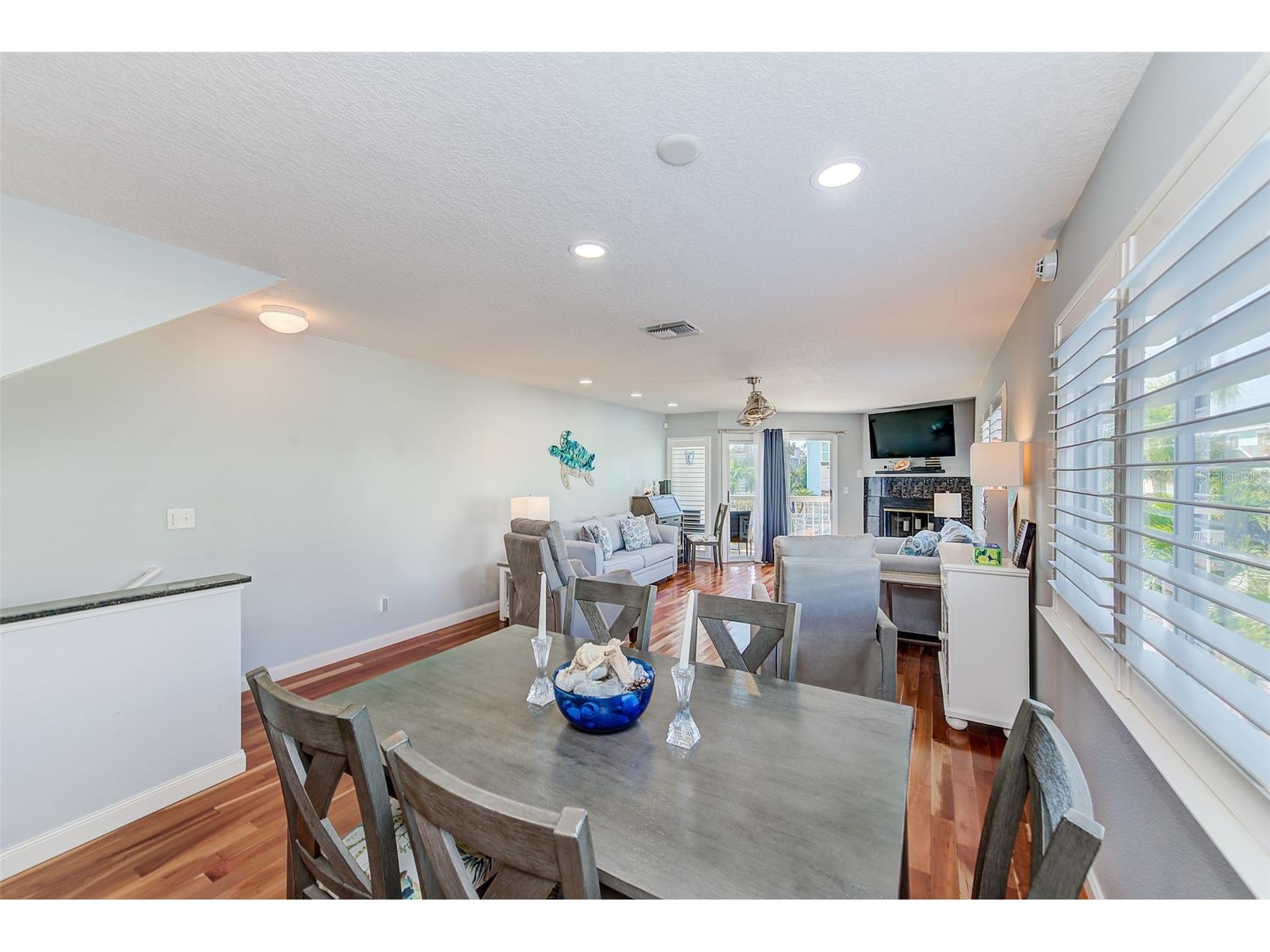 205 Marcdale Boulevard Indian Rocks Beach FL 33785 TB8449185 image10