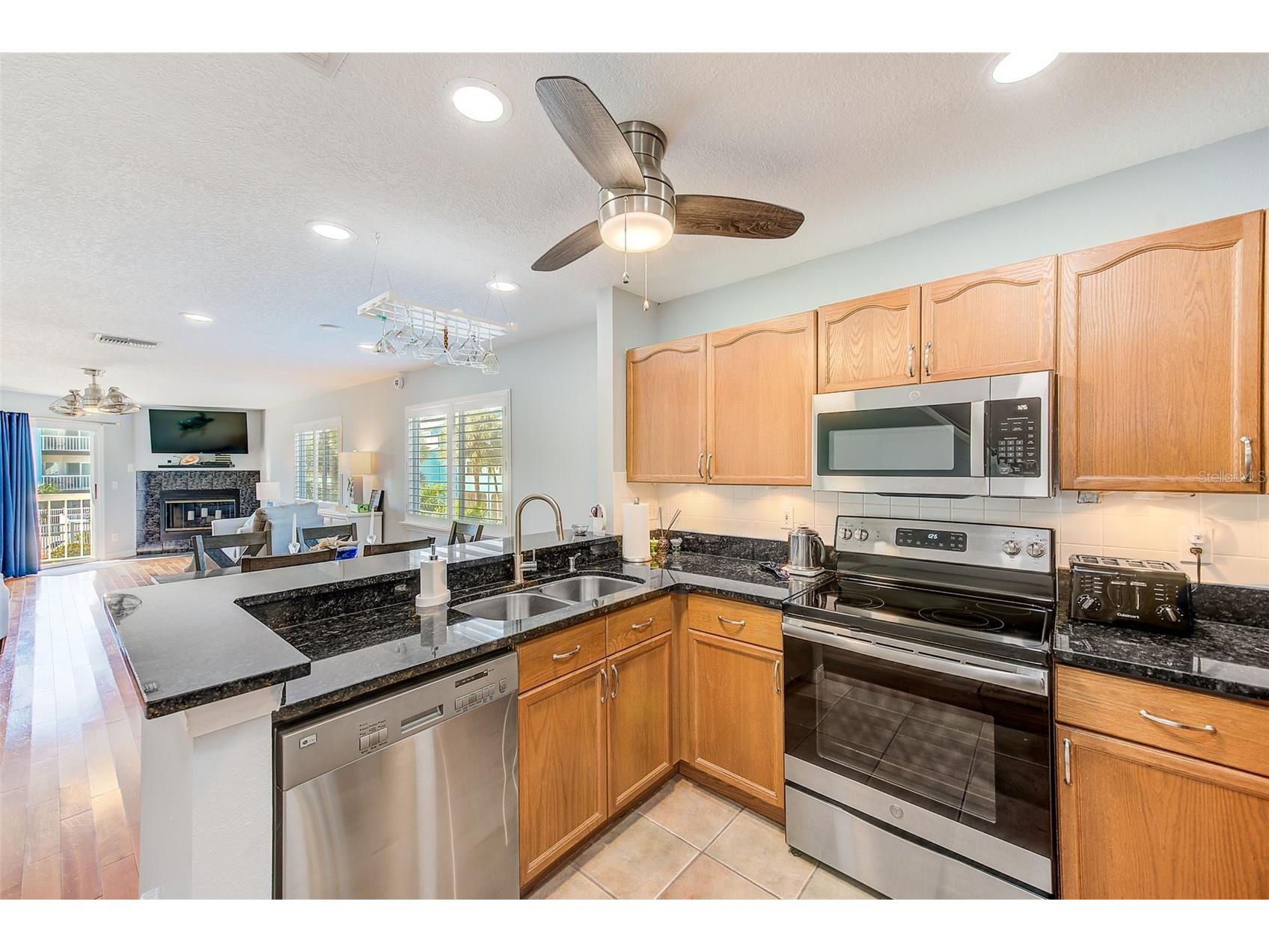 205 Marcdale Boulevard Indian Rocks Beach FL 33785 TB8449185 image4