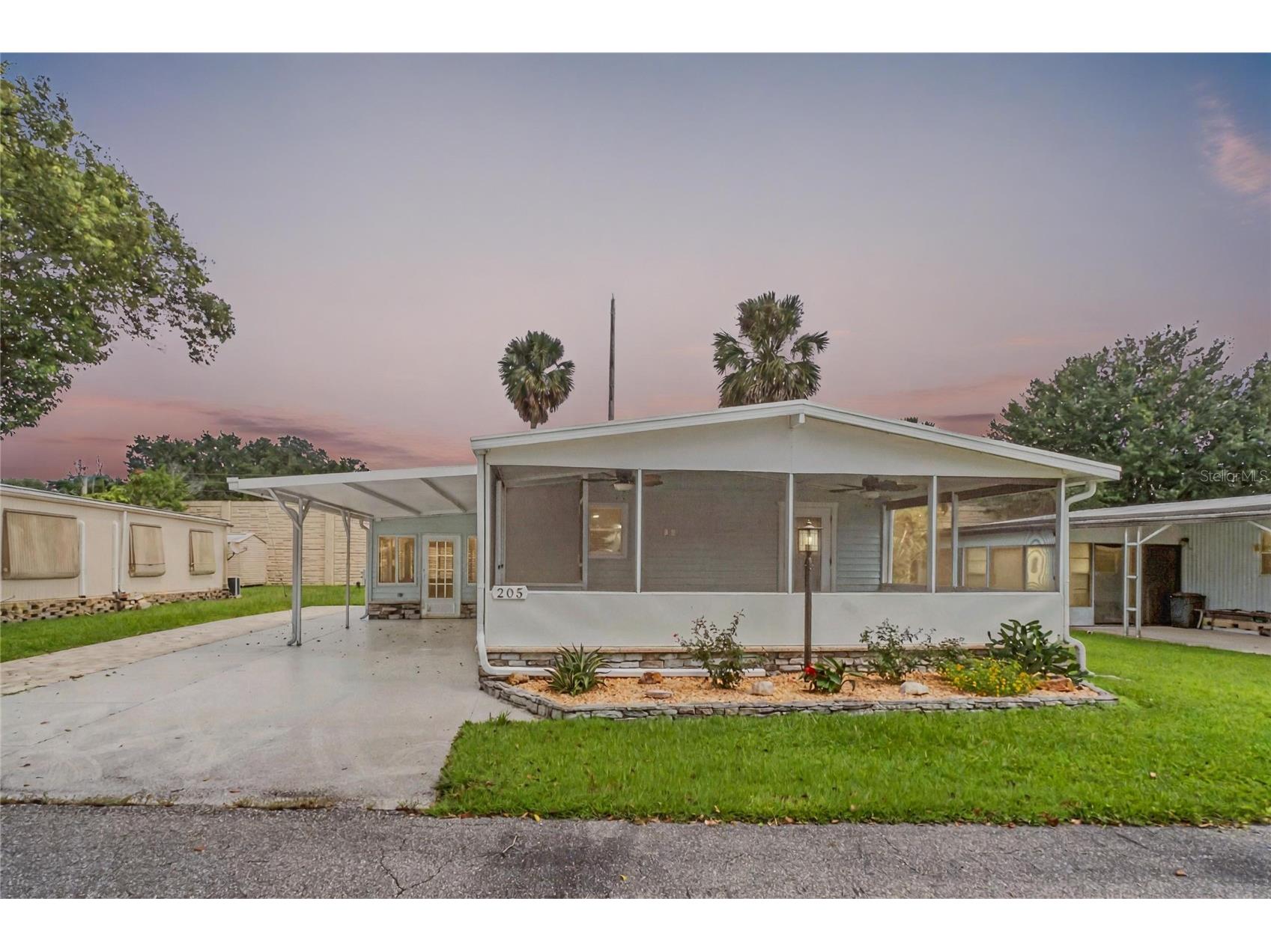 205 Meadow Lark Drive Osteen FL 32764 - Little Lake O6338310 image1