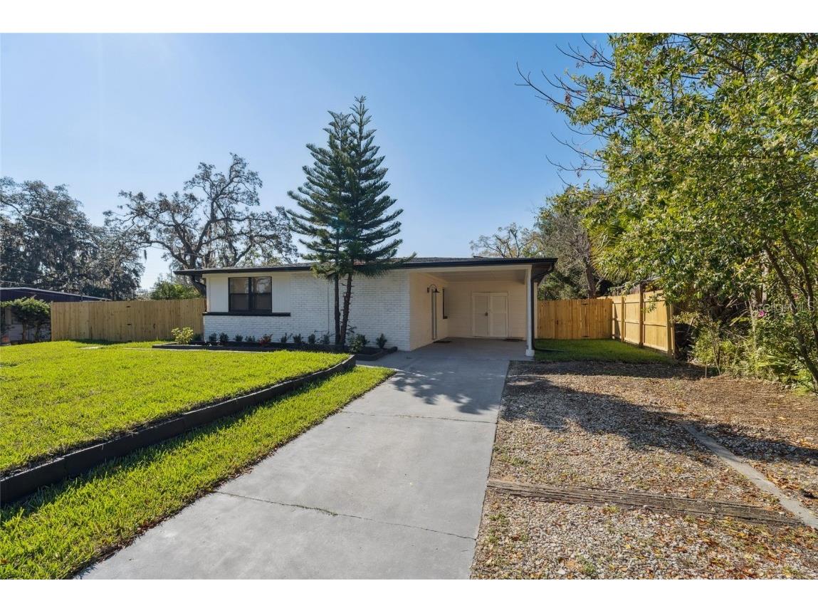 205 Mission Hills Avenue Temple Terrace FL 33617 TB8353307 image1